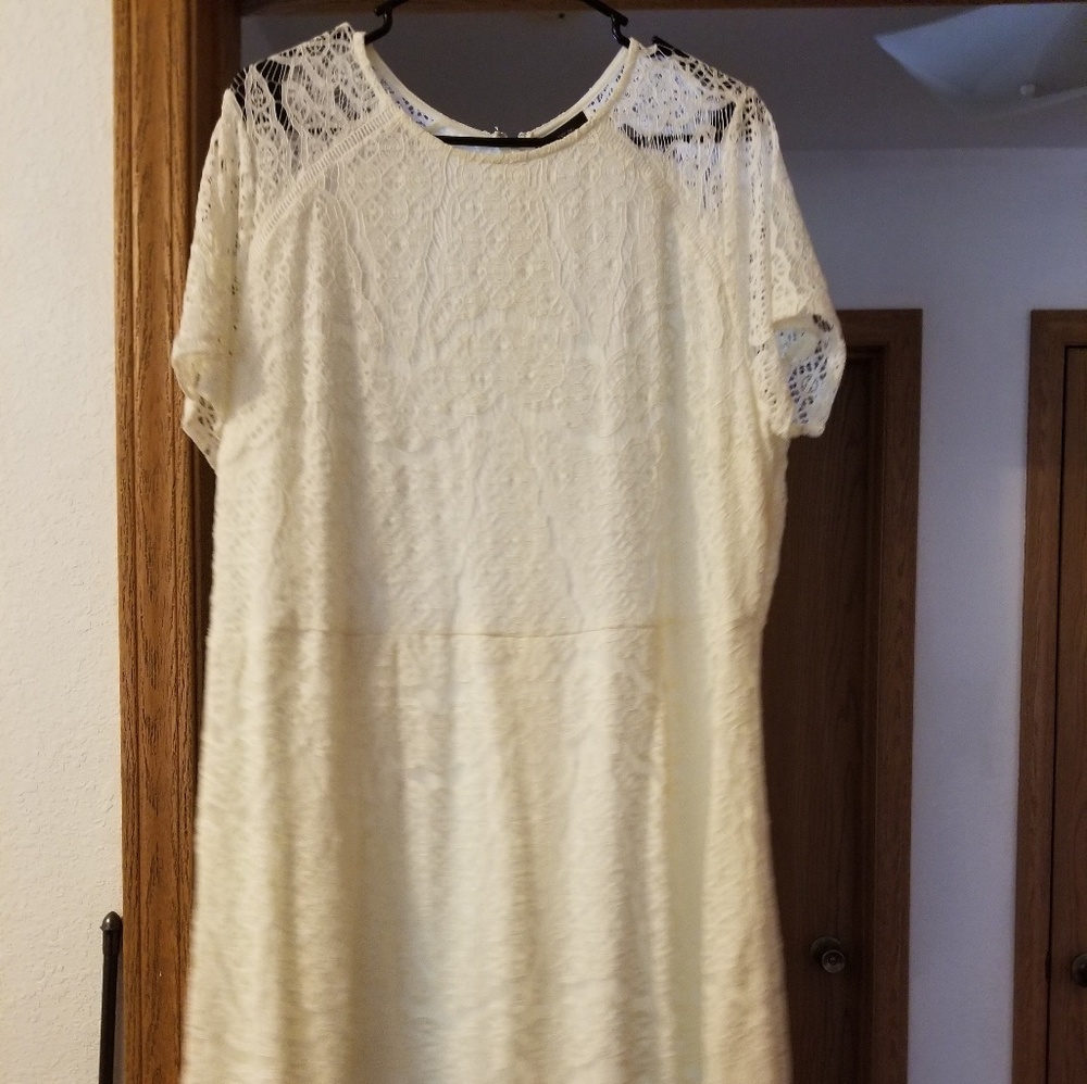 White lace dress